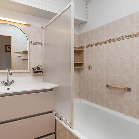 Port Lano By Interhome *